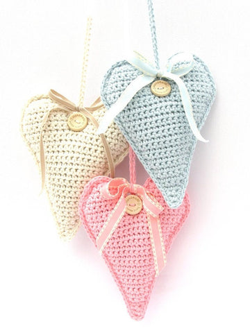 COTTON POD Crochet Kit ~ Classic Heart ~ Small