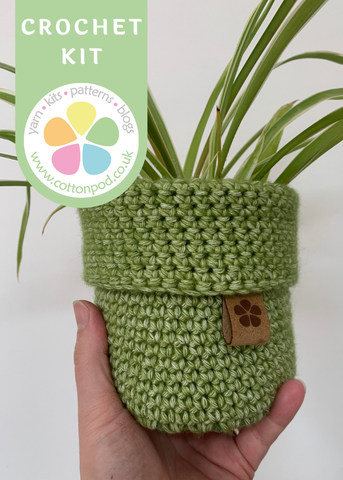 Super Simple Tub Crochet Kit by Sharon Oldfield for Cotton Pod